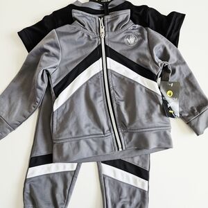 Body Glove Gray and Black Jacket with White Detail